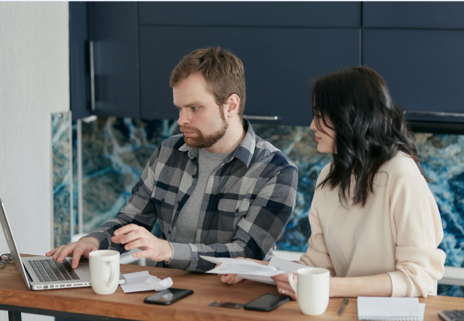 7 Tips for Managing Home and Budget Needs with Ease - Honestdoor